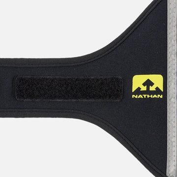 nathan-super-5k-fascia-da-braccio-porta-smartphone-in-neoprene-impermeabile-ultr image 3